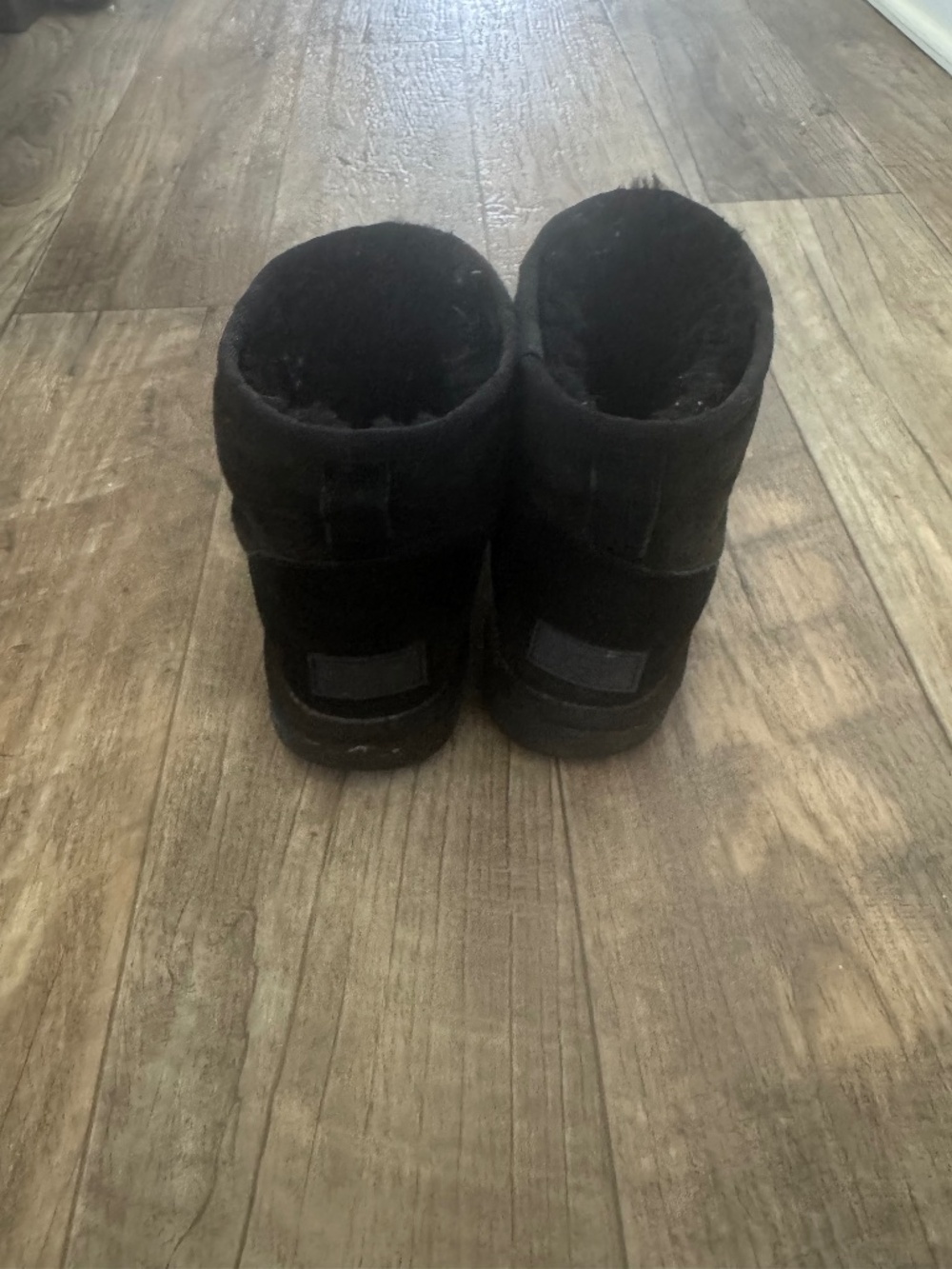 Classic short Ugg boots